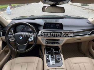 Xe BMW 7 Series 730Li 2016